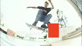 éS | Menikmati | DVD Extras | Introducing Arto Advert