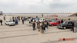 У Дніпрі пройшов автопробіг ретро машин