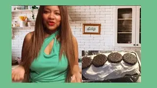 Thin Mint Cookie Ice Cream Cake! Happy St. Patrick’s Day! 