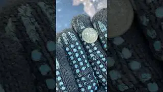 Нашли редкую монету!