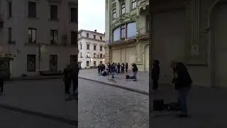 Одесса. Дерибасовская. Уличные музыканты