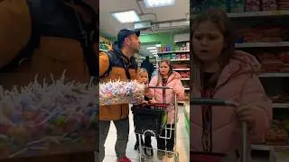 Учу что не надо делать в магазине 😂и как  вести😂 
