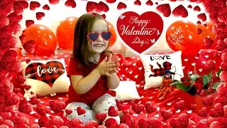 #pretendplay #ladybug #StValentines София и Леди Баг получают подарки в День Святого Валентина