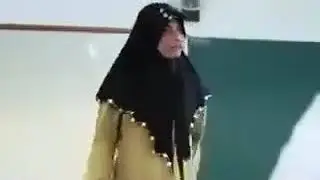 ngakak habis sampai crot