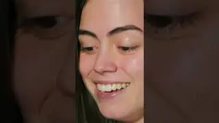 Tiene los ojos muy grandes 