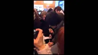 Гела в аэропорту. 02.02.2014.