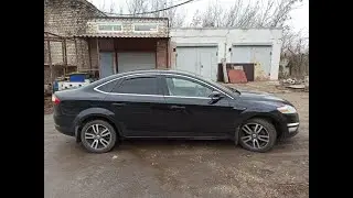 Ford Mondeo doesn't drive, the right drive bearing has fallen apart.