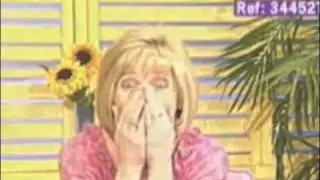 EPIC TV host slips Hmm, nice pussy