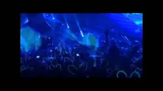 Deadmau5 - Raise Your Weapon (Noisia Remix)[Live]