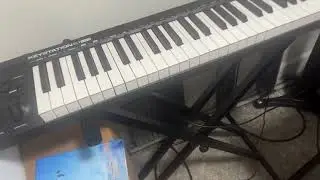 M Audio Keystation 61 MK3   Synth Action 61 Key USB MIDI Keyboard Controller Review