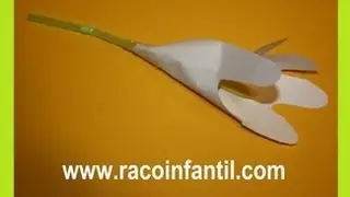 como hacer un lirio de papel y plastelina (www.racoinfantil.com)