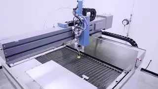 Станок гидроабразивной резки Flow Mach 100