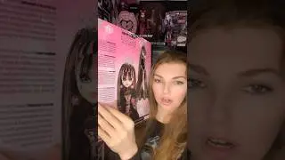 Monster High MISSPELLED Draculaura on her box