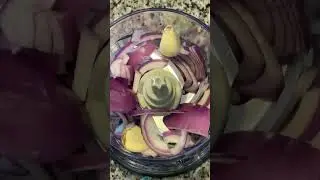 Jerk Wings for the win! Does anyone know how to make the music last the entire video?