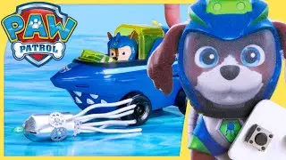 Aqua Pups Stop a Robo Squid | PAW Patrol | Toy Play for Kids