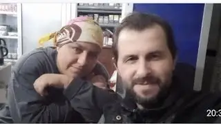 Bayanlar ve baylar, sizi hayatımın en güzel günlerinin mimarıyla tanıştırayım.