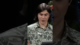 Богдан проверяет Светлана по грамматике 