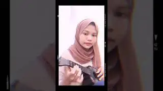 Dxya with okulele