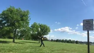 Gravelly Park: thursday morning fitness session on the lawn - with Airplanes ✈️