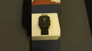Сравнение часов amazfit bip black and green