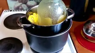 Растапливаем загустевший мед на водяной бане