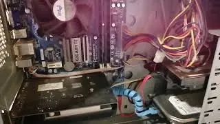 The computer turns on and off. DIY repair.