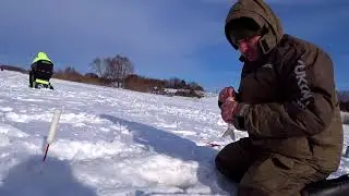 зимняя рыбалка в глухозимье на Оке на дурилку, на подтяг