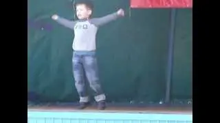 9-ое мая. Мальчик рассказывает стихи!
