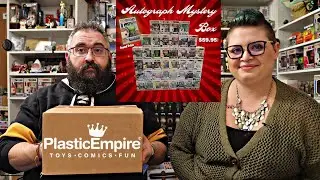 Plastic Empire Autograph Funko POP Mystery Box Black Friday 2021