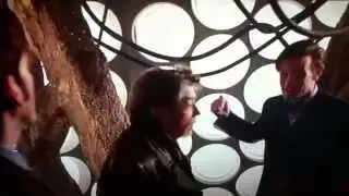 Three Doctors, Three TARDIS'.