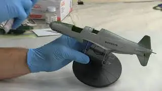 Modeling 101: Sanding and Applying Putty