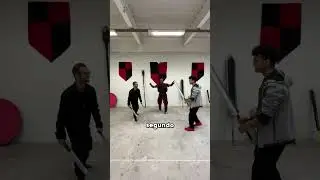 LUTEI COM ESPADAS CONTRA MEU AMIGO NO EVENTO DE ANIME!!