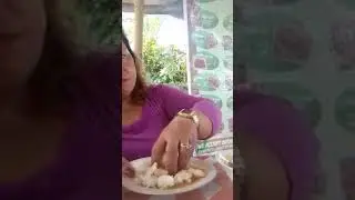 Ang Sarap Kumain ng Balbacua ni Balbacua Queen