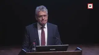 Президент РАН снял свою кандидатуру с выборов