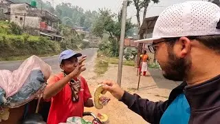 फ्रि मा पाउराेटि,🥪Nepali🇳🇵Mama ko,Cycle ma asari ghumdai.#streetsfood #nepalivlog