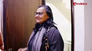 #momneverasks