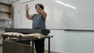 Учим Иврит и поём песни
