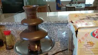 Chocolate fountain - my experience using it (Russian language).