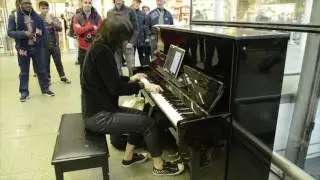 Live at St. Pancras Station London - Metallica - Nothing Else Matters | Vkgoeswild piano cover