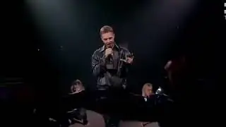 Даже с таким шоу ему не нужна фанера