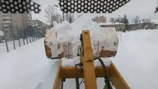 Еду чистить стадион школьный