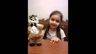Поющий и танцующий котенок