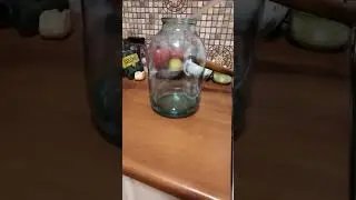 Выгоняю самогон, первая выгонка пошла😉