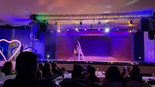 duo Soulmates , acrobatic on the floor