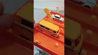 Сможет ли BMW 2002 порвать УАЗ?