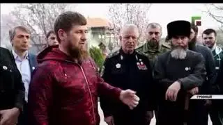 АСВАЛЬТ БУДЕШЬ ЛИЗАТЬ ЕСЛИ НЕ РАССКАЖЕШЬ ОТКУДА ОРУЖИЕ РАМЗАН КАДЫРОВ АСЛАНБЕК ПО КЛИЧКЕ ЧЁРТ