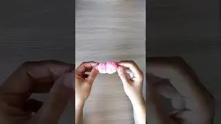 Милые пушистики из остатков ниток своими руками