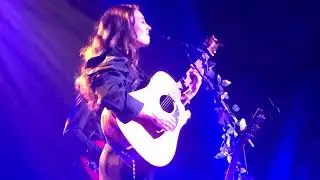 Celine Cairo - “Hibernate” (Live during the Overflow Tour 2022)
