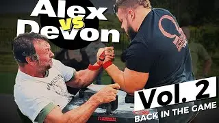 Alex and Devon back to the table AGAIN #devonlarratt #alexkurdecha