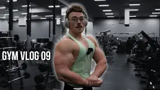 Gym Vlog 09 Peach Talks About Cycle, Push Day